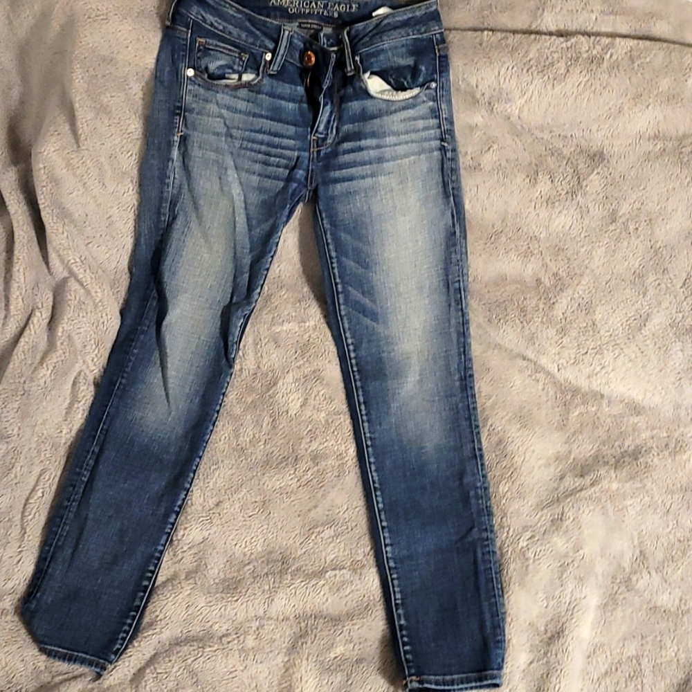 AE Super Stretch Skinny Jean- Size 2
